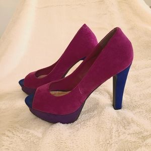 Candie's Sunny Fuschia Platforms Suede Pumps EUC
